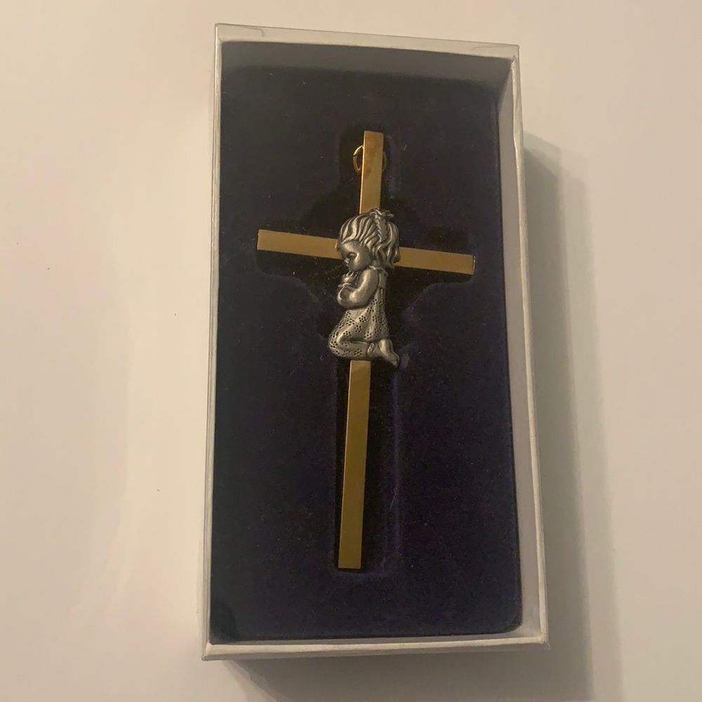 Gold‎ Pewter Cross Girl Praying Singer 4 Inch